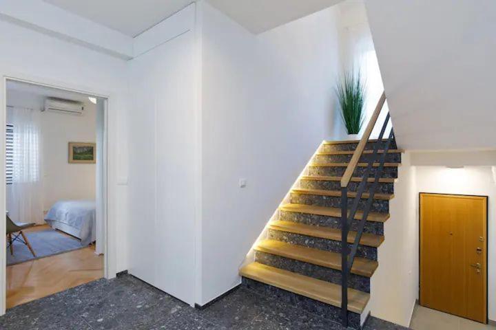 Apartment & Rooms Nugal Makarska Exterior photo